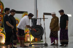 Camat Busungbiu Membuka Kegiatan Pelaksanaan Bulan Bahasa Bali VI tahun 2024 Kecamatan Busungbiu dengan tema 